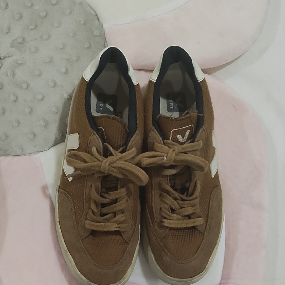 Brown Sneakers with White Accents